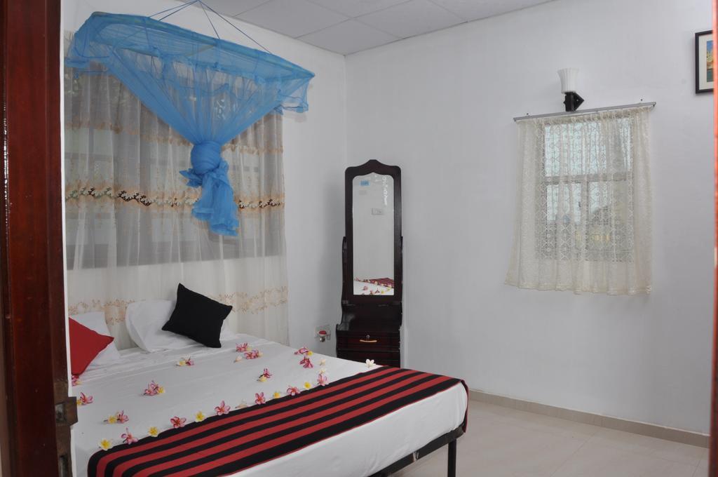 Pensión Tms House Negombo